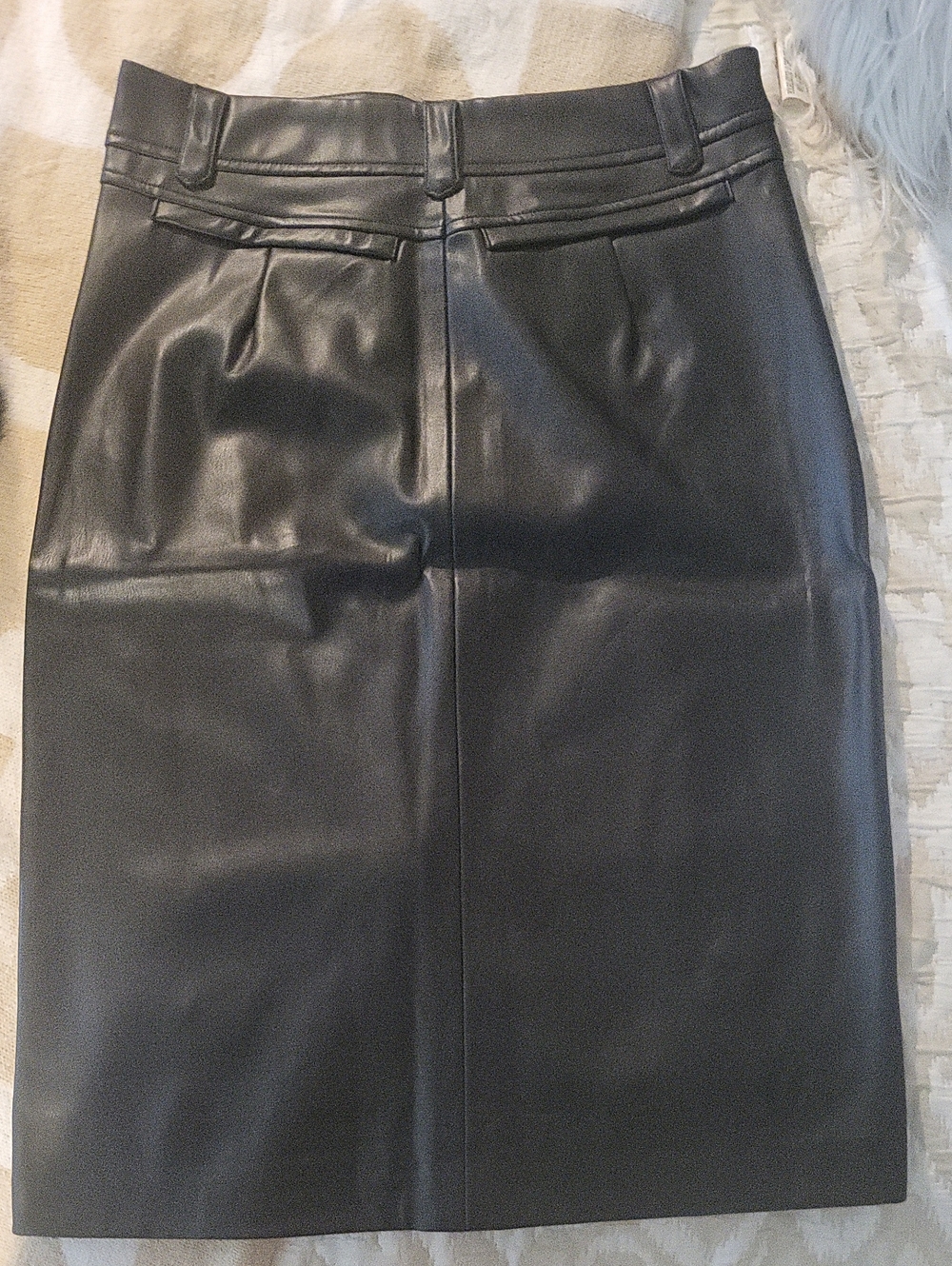 NWT🖤 Sexy Black Faux Leather Zip Pencil Skirt - Picture 2 of 6